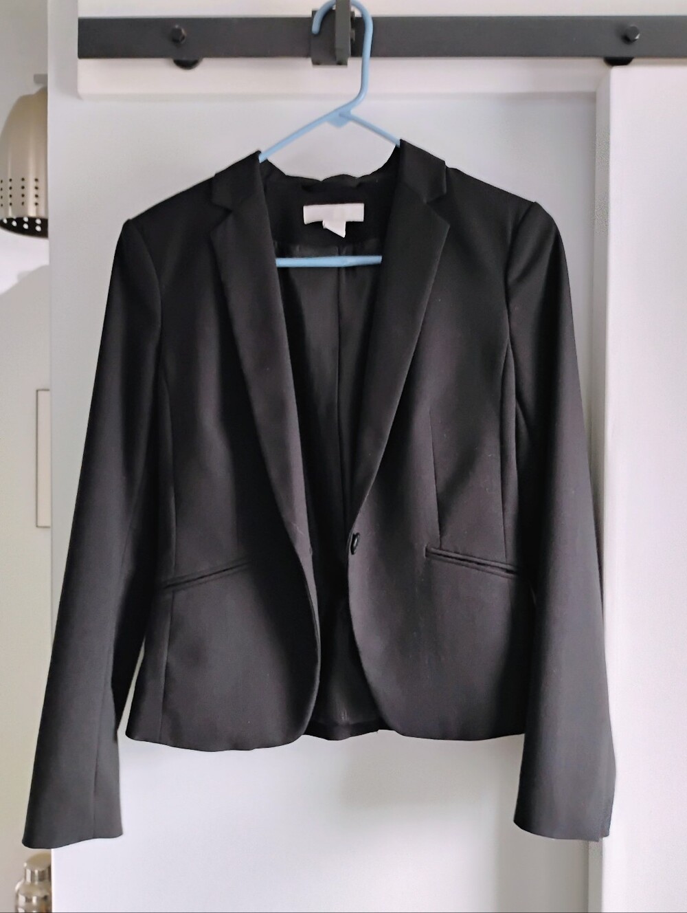 H&M Single-Button Black Blazer